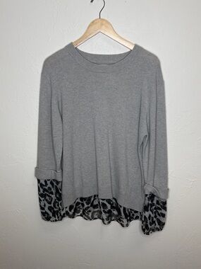 Brochu Walker Gray Knit Top with Leopard Hem